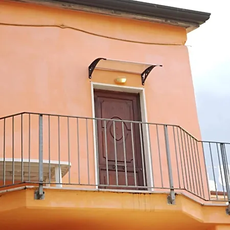 Apartamento Casa Vacanze Luni Nicola